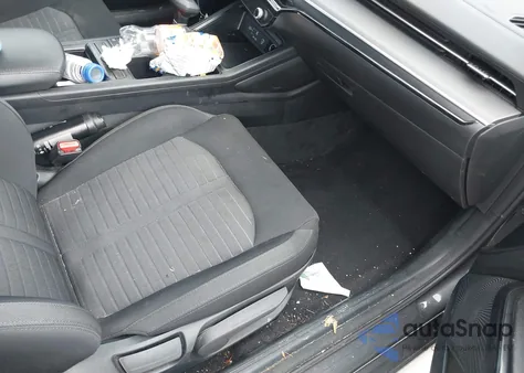 2025 Kia K5 Lxs z USA, uszkodzony, nr VIN KNAG24J78S5275906